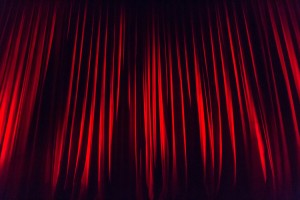 stage-curtain-660078_1920